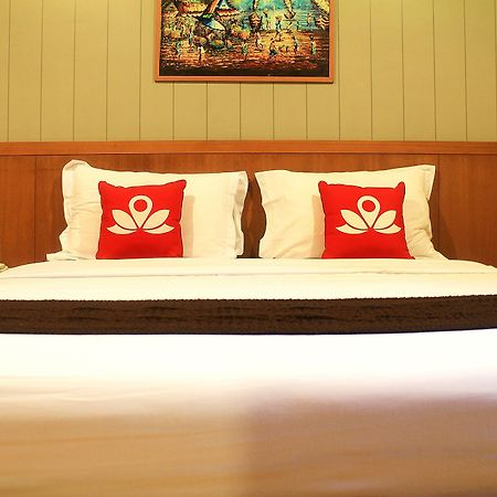 Zen Rooms Bukit Tunggul Bandung Exterior photo