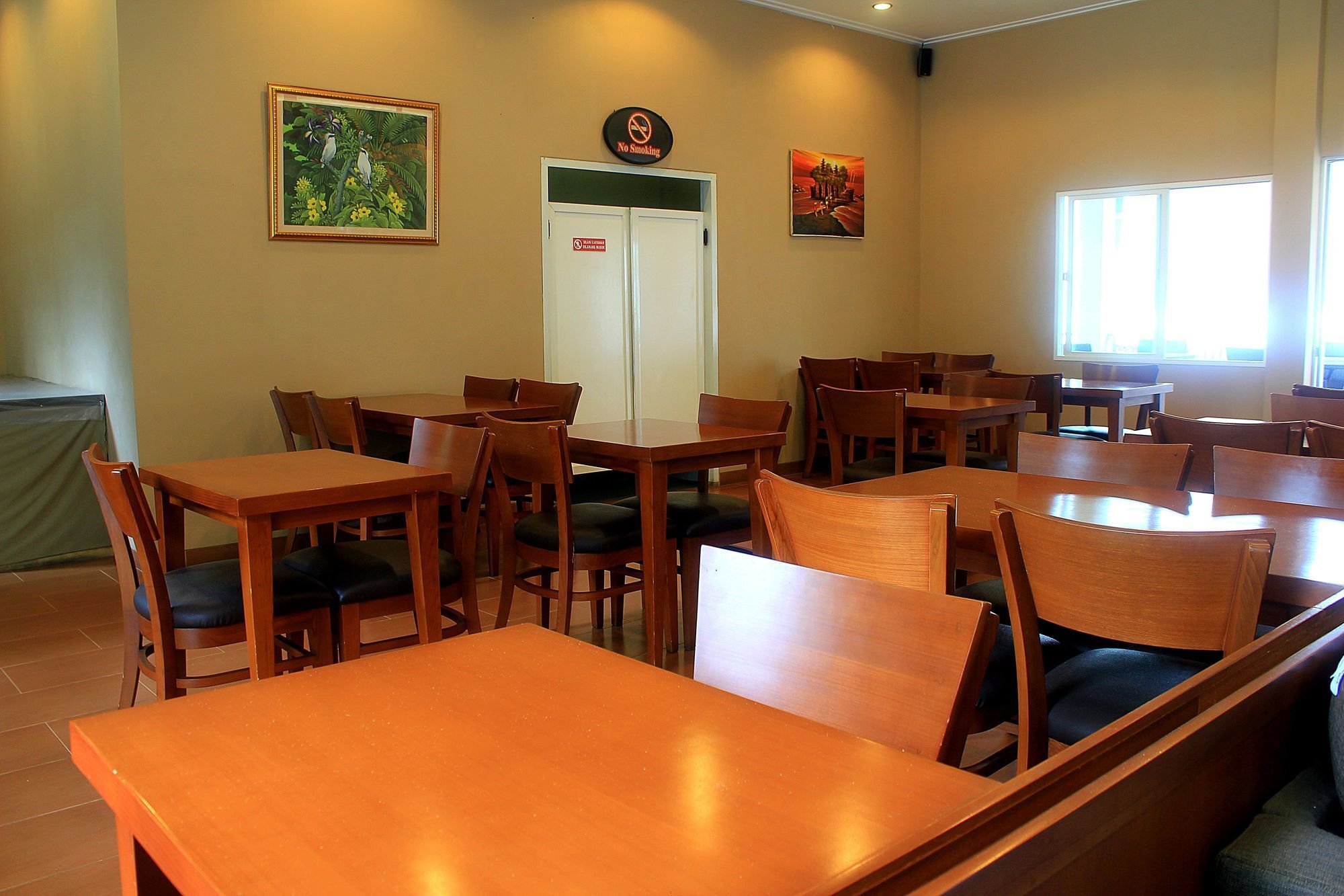 Zen Rooms Bukit Tunggul Bandung Exterior photo
