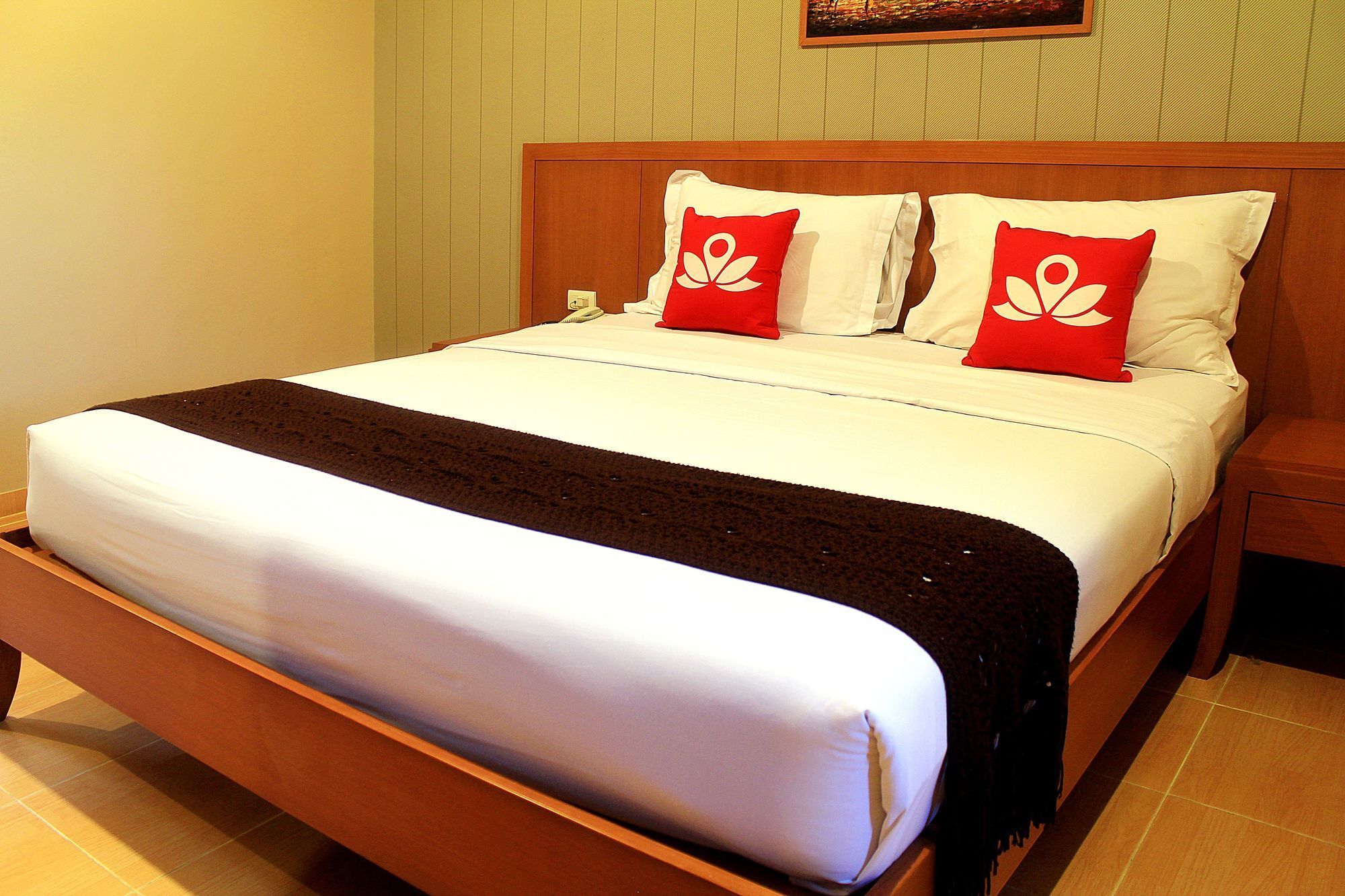 Zen Rooms Bukit Tunggul Bandung Exterior photo
